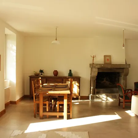 Le Carrouge, Jolie Maison Cancalaise